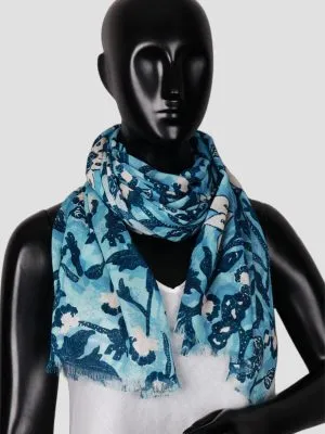 Superior Scarf for Women